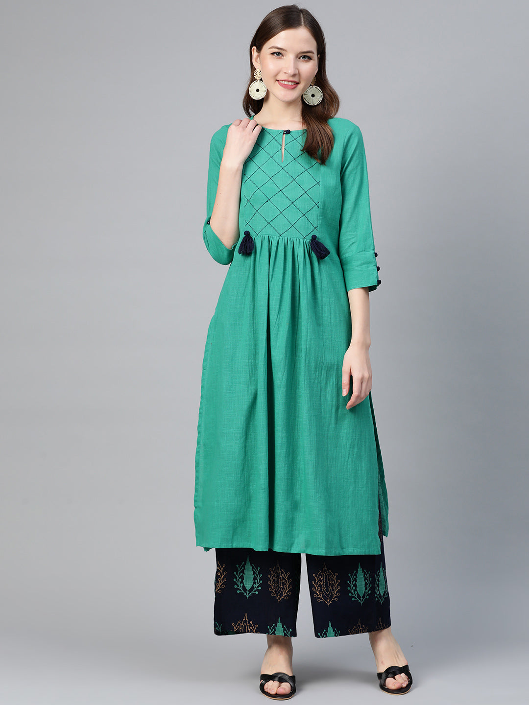 Women's Rama Green And Navy Blue Kurta Set - Idalia