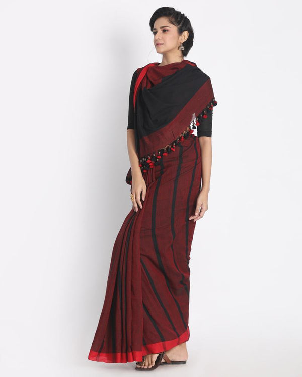 Women's All Over Jekhard Work Black Red Check Cotton Saree - Angoshobha