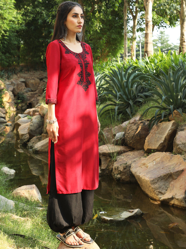 Women's Red Embroidered Straight Kurta - Aks