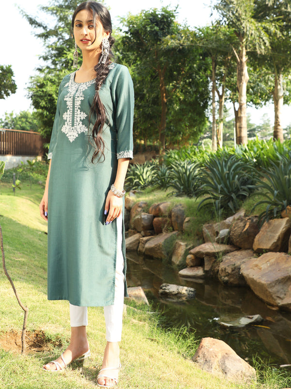 Women's Blue Embroidered Straight Kurta - Aks