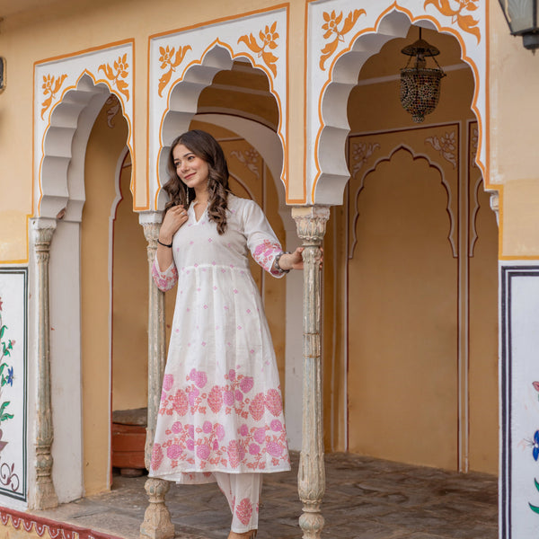 Women's White Colour Casual Suit Set - Roohaniyat