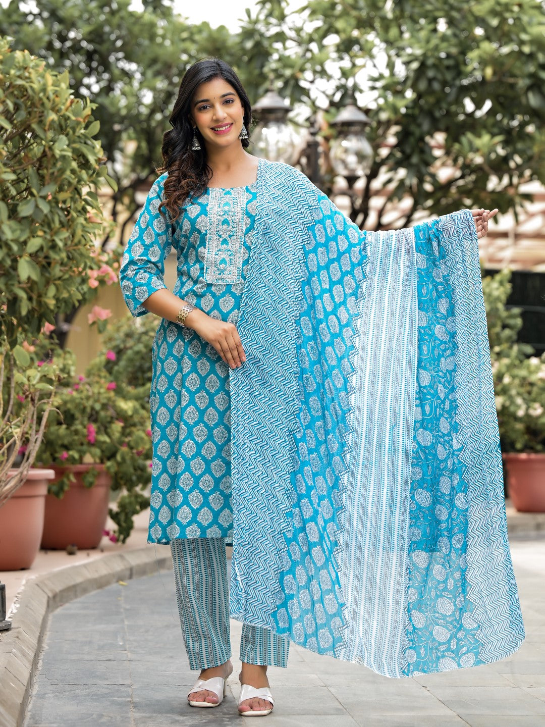 Women's Blue Cotton Print Kurta, Pant And Dupatta Set - Juniper