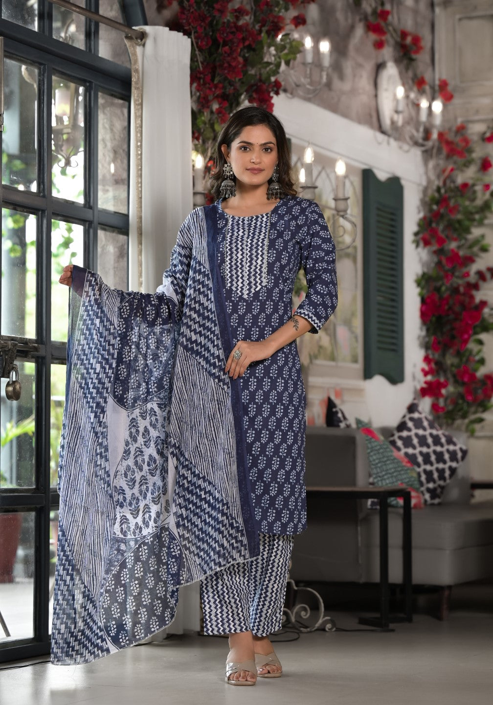 Women's Blue Cotton Print Kurta, Pant And Dupatta Set - Juniper