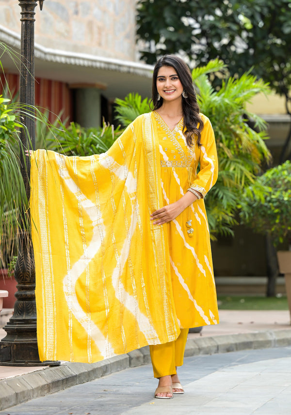 Yellow Lehriya Printed Musline Kurta Set With Mirror Work & Sequins