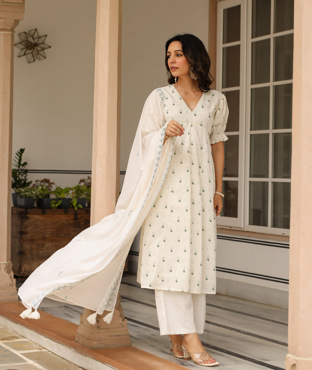 Women's Cotton Suit Set With Plazzo And Dupatta - Pheeta