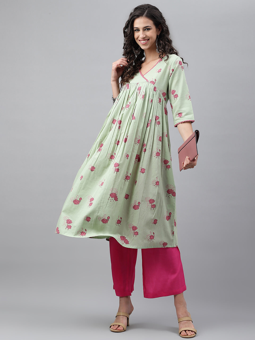 Women's Light Green Cotton Kurta - Janasya