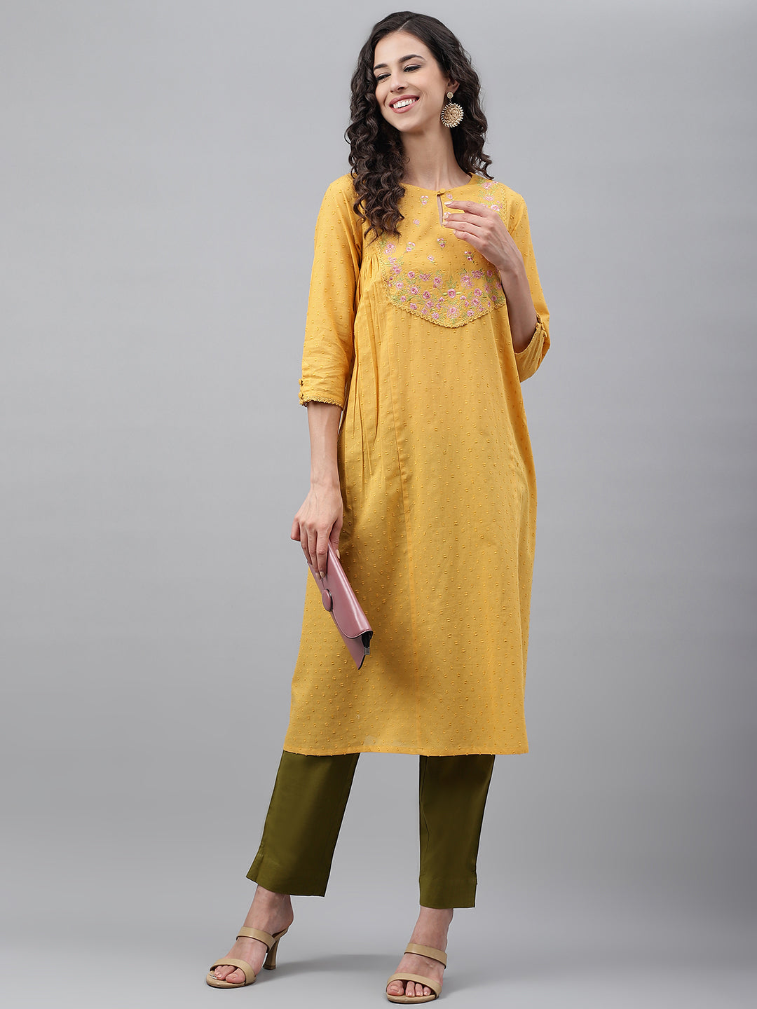 Women's Yellow Dobby Cotton Kurta - Janasya