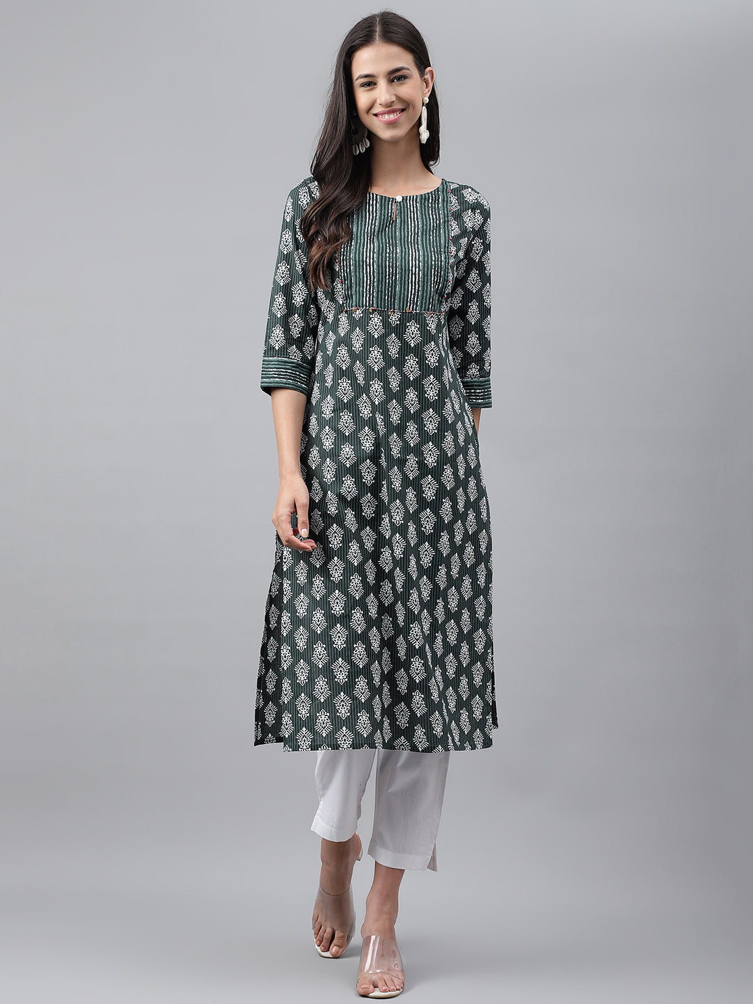 Women's Dark Green Cotton Kurta - Janasya