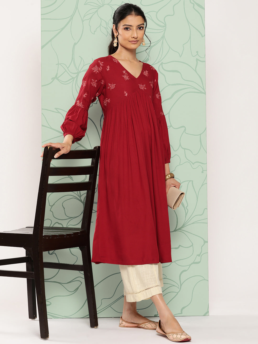 Women's Maroon Rayon Kurta - Janasya