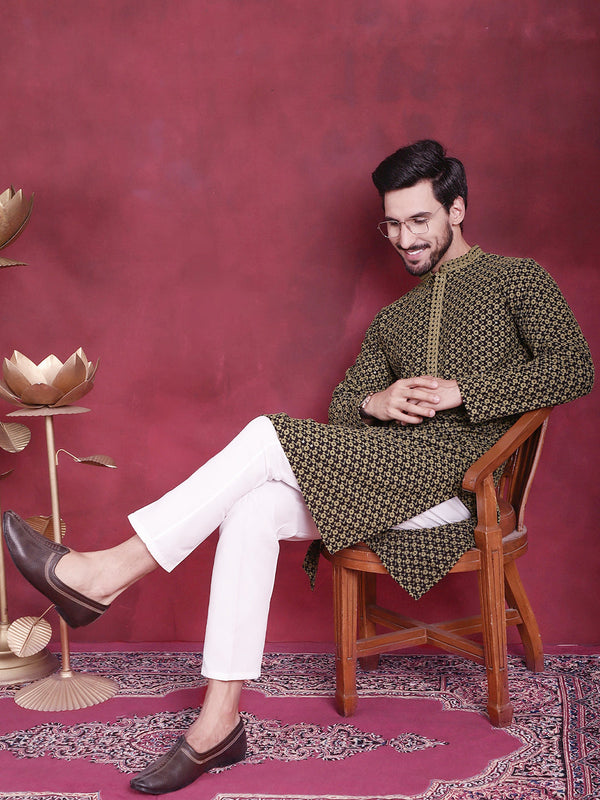 Men's Sequins Embroidered Kurta with Pyjama