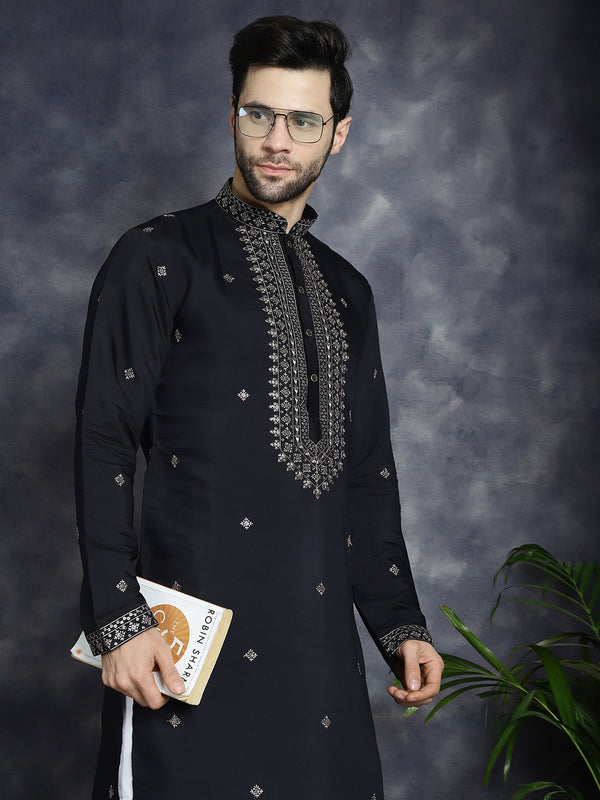 Men's Sequins Embroidered Kurta With Pyjama