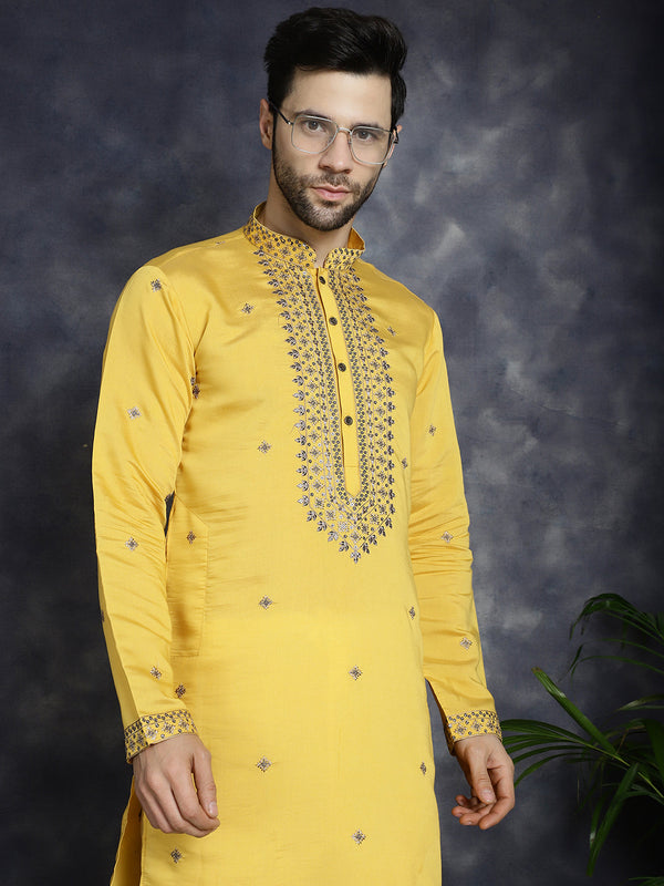 Men's Sequins Embroidered Kurta With Pyjama