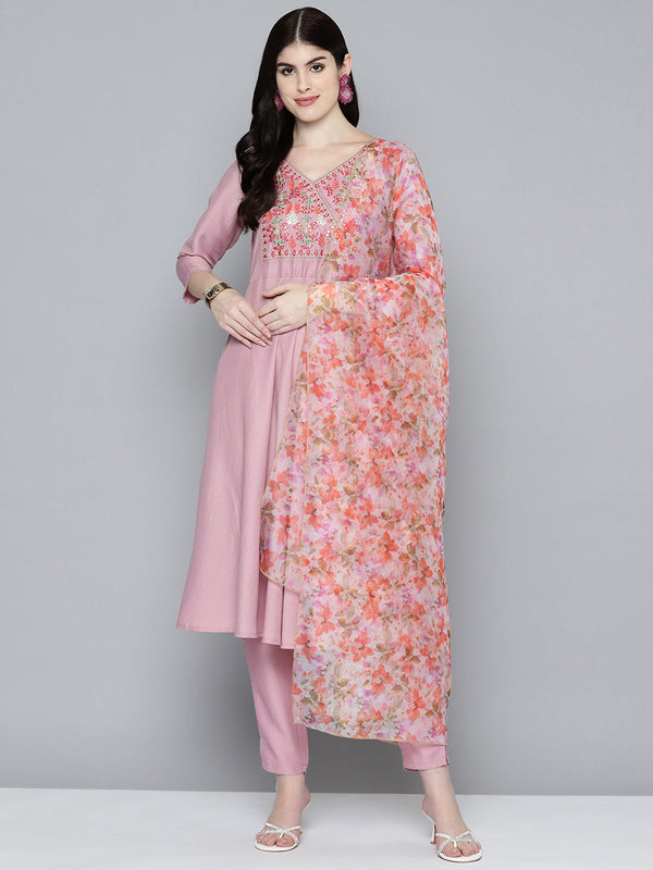 Women Embroidered Thread Work Kurta & Trousers With Dupatta