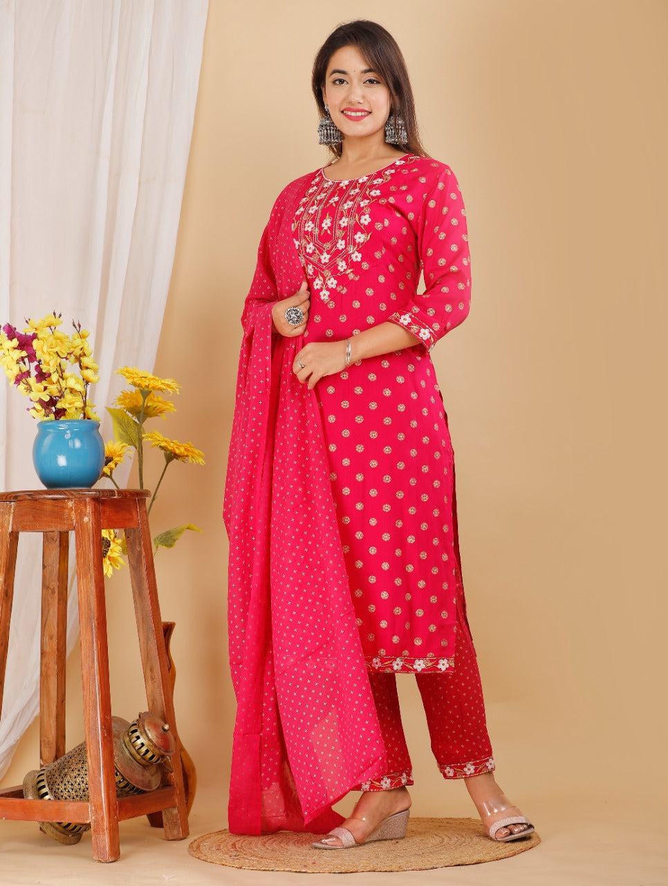 Women's Pink Viscose Rayon Round Neck Kurta Pant And Dupatta Set - Girbana