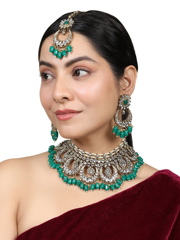 Women's/Girls Traditional Gold Plated Green Colored Kundan And Pearl Studded Bridal Necklace Set With Earring And Maangtikka - Mode Mania