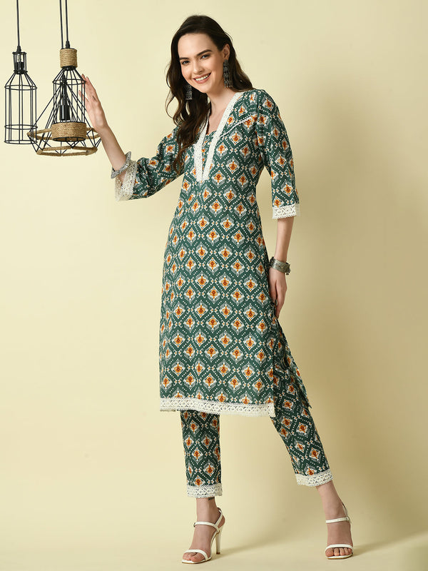 Women's Green Straight Printed Kurta - Myshka