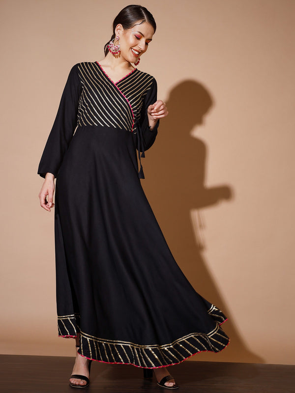 Women's Black Solid Kurtas - Myshka