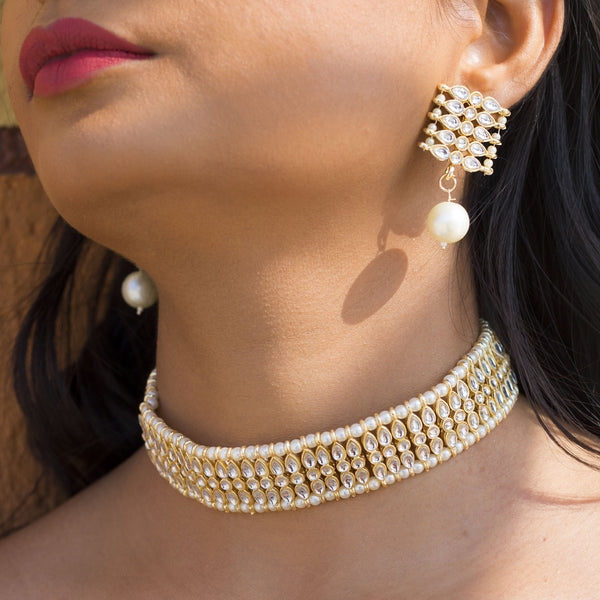 Women's 18K Gold Plated Traditional Kundan & Pearl Studded Choker Set - I JewelsI Jewels