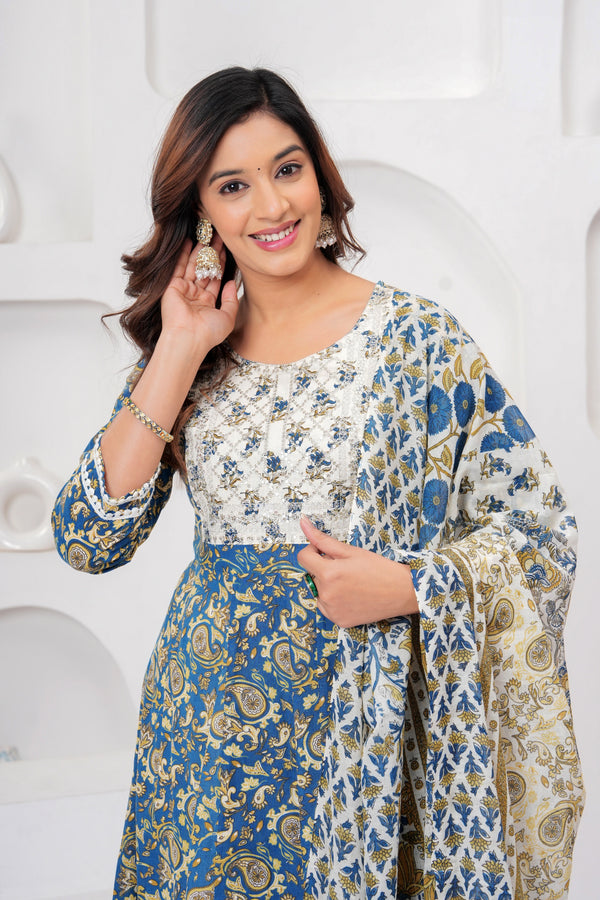 Women's  Rama Blue Cotton Floral Kurta Set - Kipek