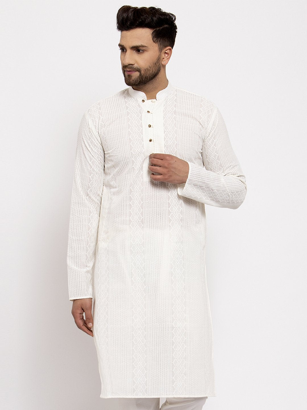 Men's Embroidered Kurta by Virat Fashions (1Pc Set)