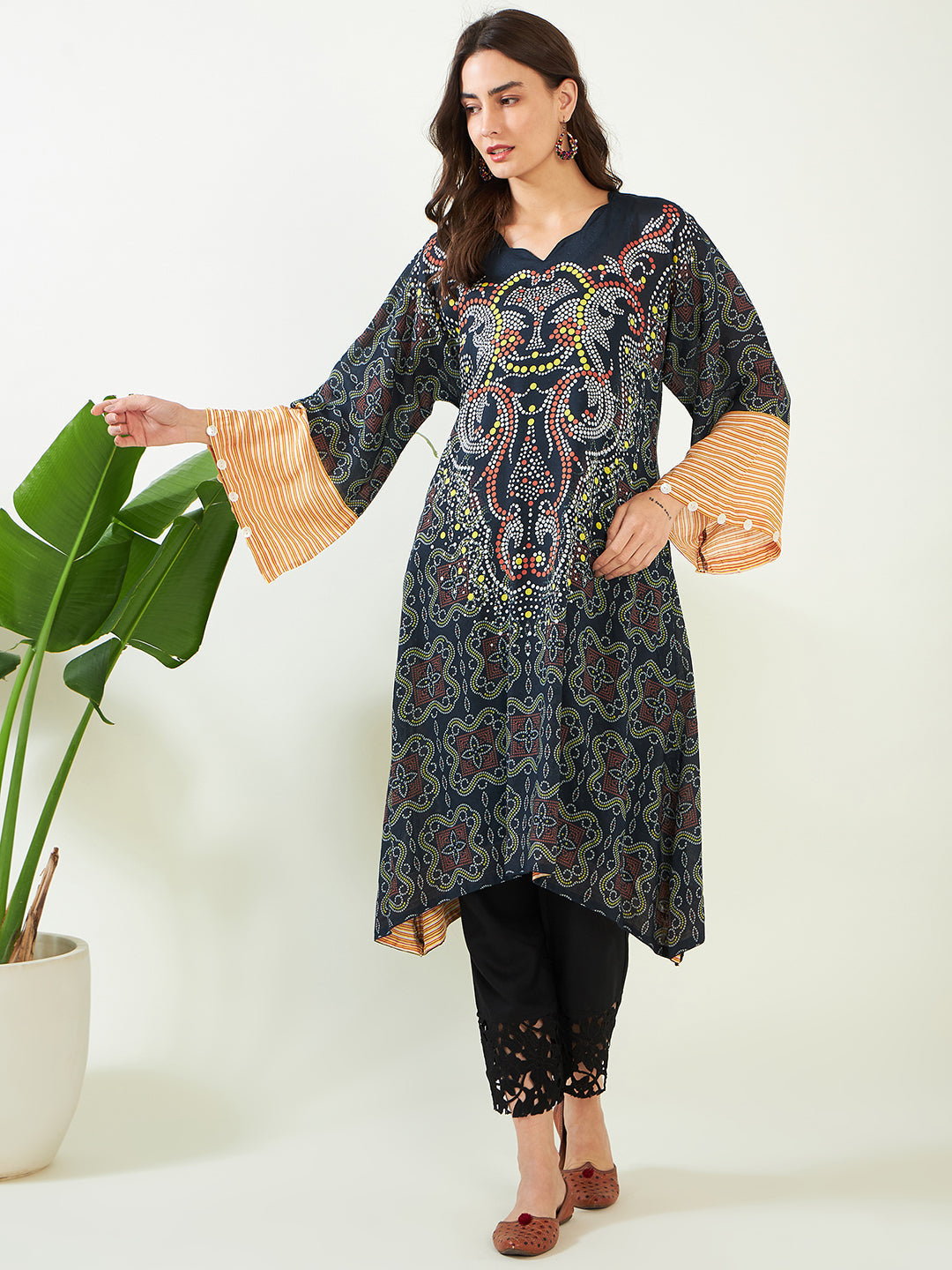 Women's Viscose Black Kurta - The Kaftan Company