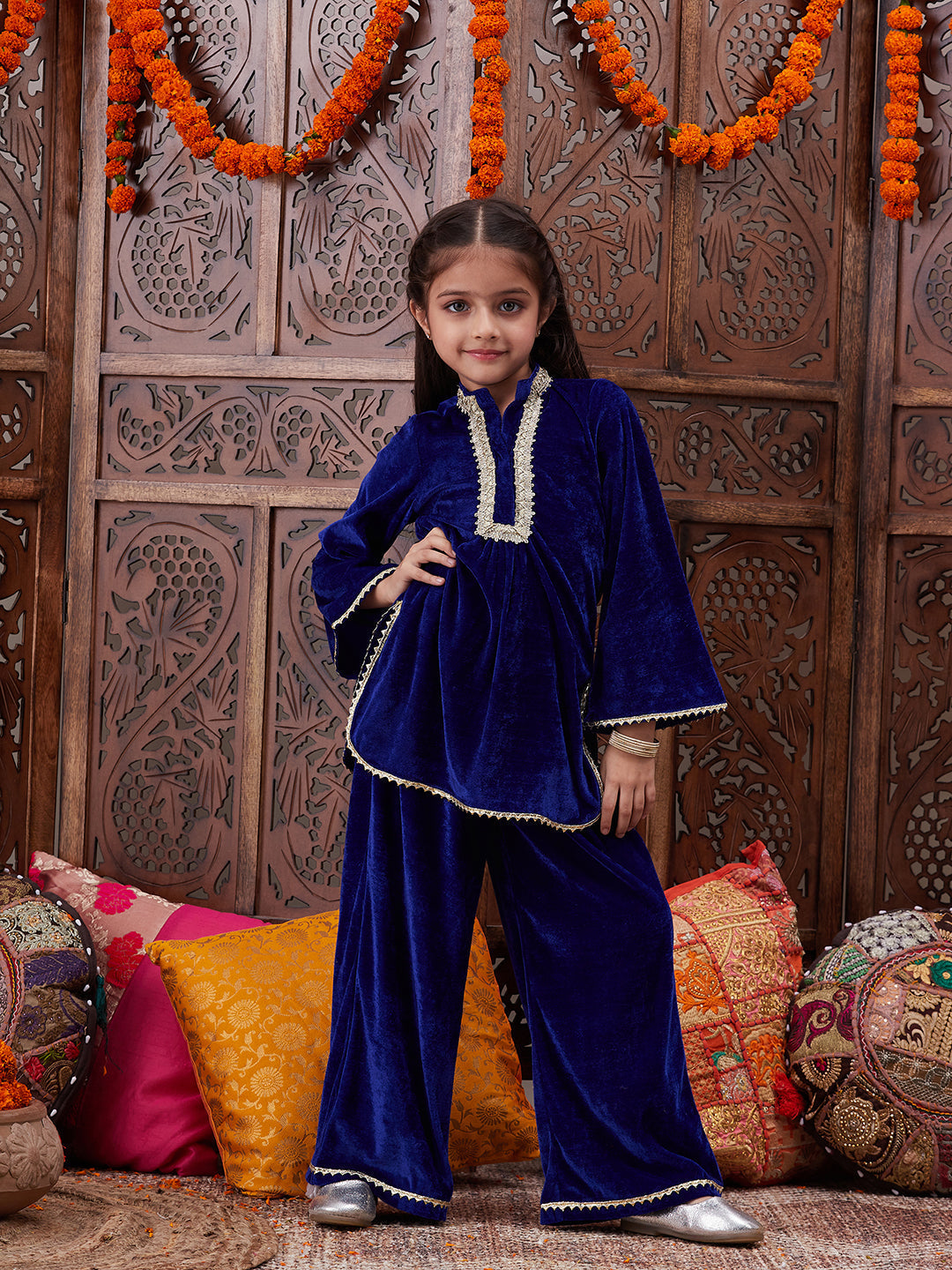 Girls Yoke Design Mandarin Collar Regular Gotta Patti Velvet Kurta With Salwar - Ps Peaches