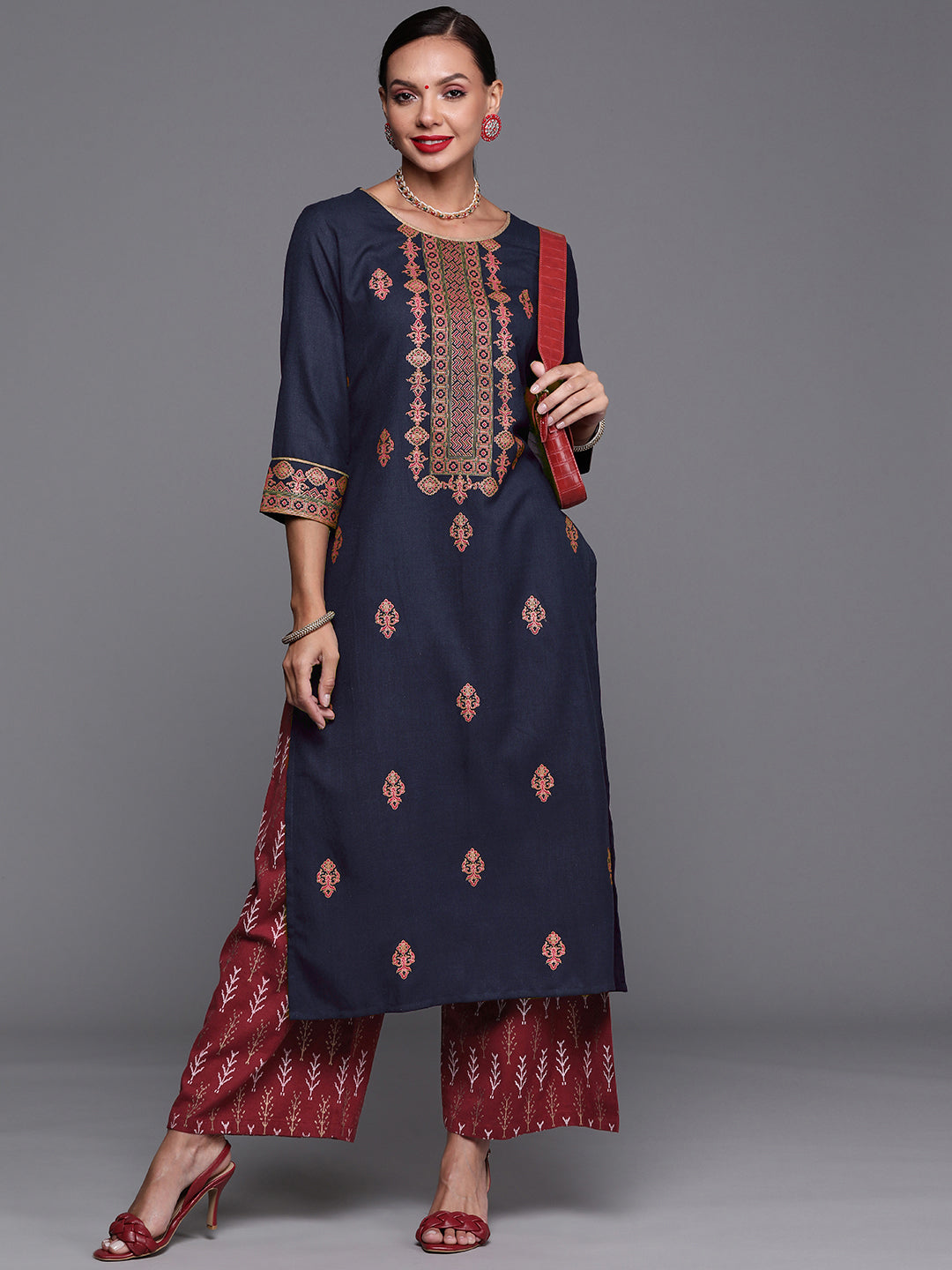 Women's Navy Blue Foil Printed Straight Kurtas  - Indo Era