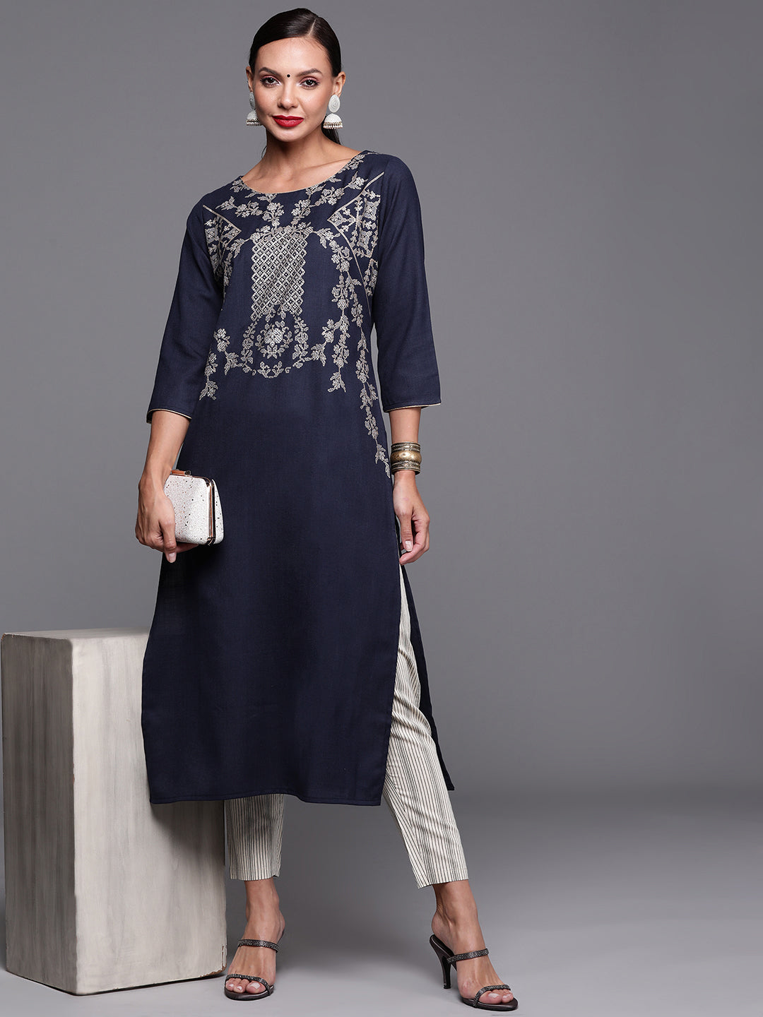 Women's Navy Blue  Foil Printed Straight Kurtas  - Indo Era