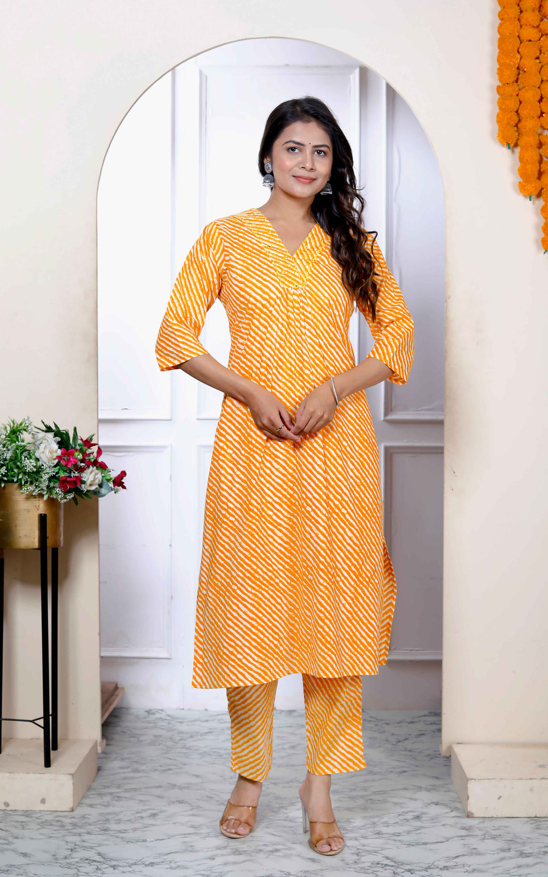 Women's Yellow Rayon Leheriya Kurta Set - Doriyaan