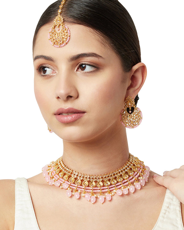 Women's Gold Oppulence Maang Tika Set With Necklace And Earrings - Voylla