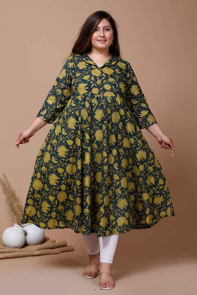 Women's Plus Size Green Floral Printed Anarkali Kurta - Miravan