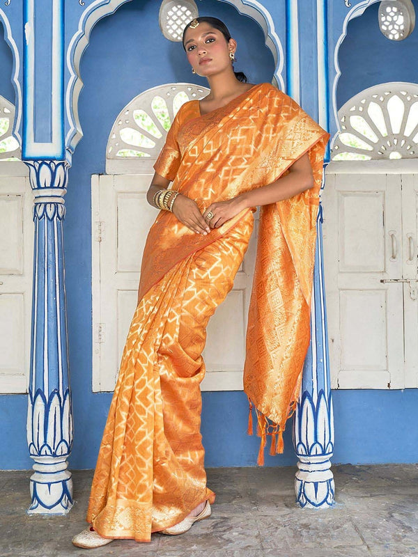 Women's Yellow Chanderi Silk Saree - Janasya