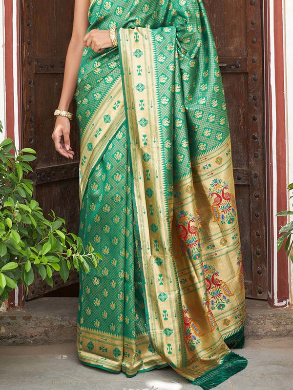 Women's Green Paithani Silk Saree - Janasya