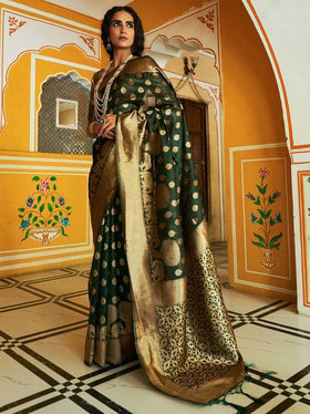 Women's Dark Green Organza Saree - Janasya