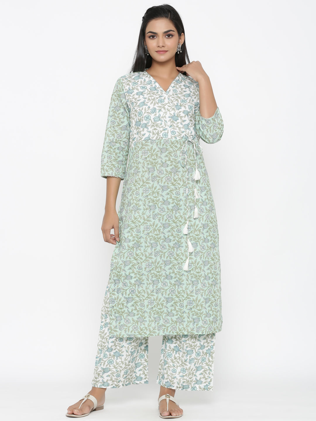 Women's Floral Jaipuri Cotton Kurta Palazzo With Tassel Set - Miravan