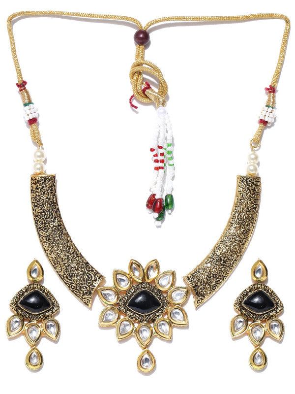 Women's  Black Stones Kundan Pearls Gold Plated Jewellery Set - Priyaasi