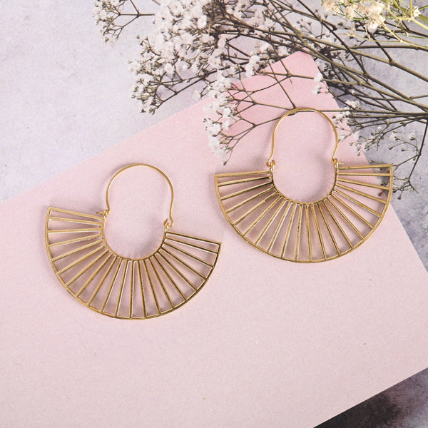 Women's Golden hoop earrings - NVR