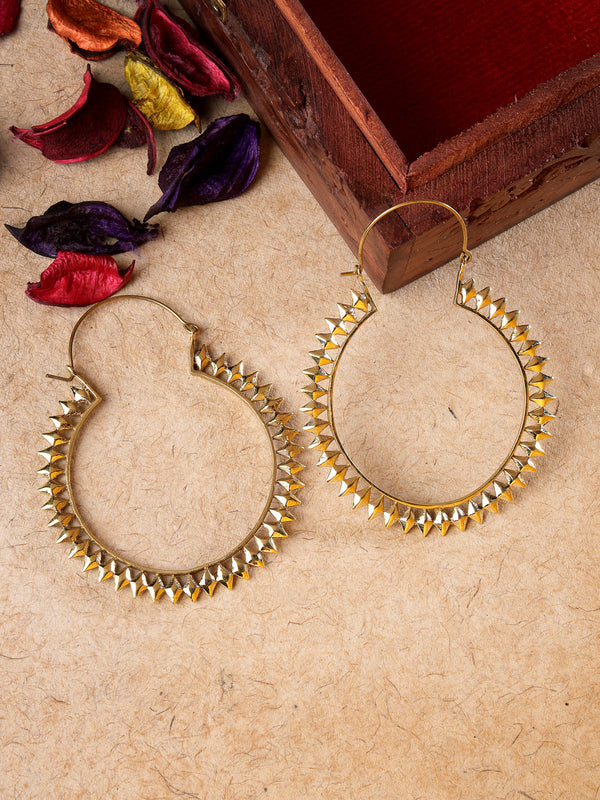 Women's Golden full circular hoop earrings - NVR