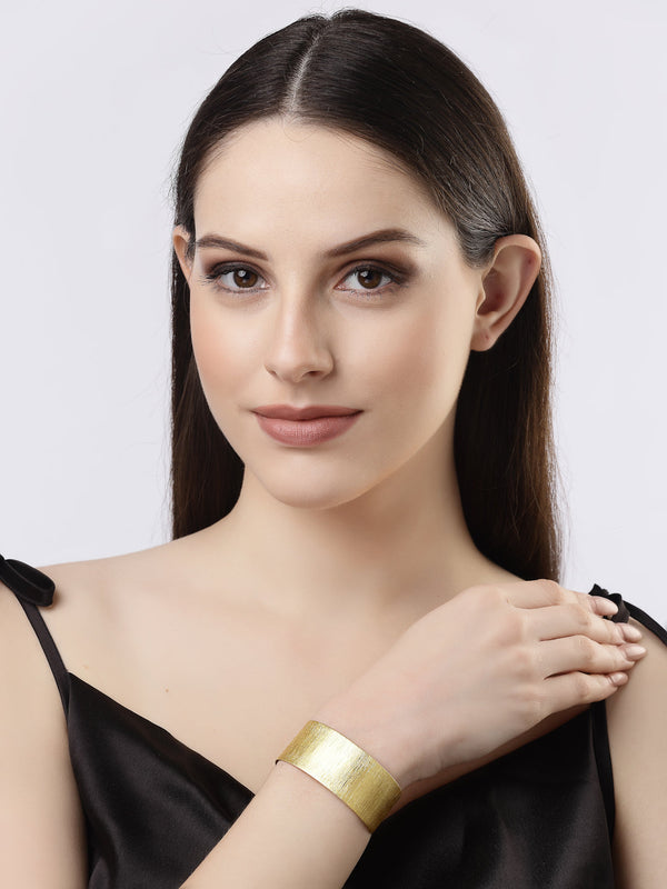 Women's Gold-plated Western Cuff Bracelet - NVR