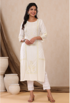 Women's Offwhite Rayon Printed Straight Kurta - Juniper