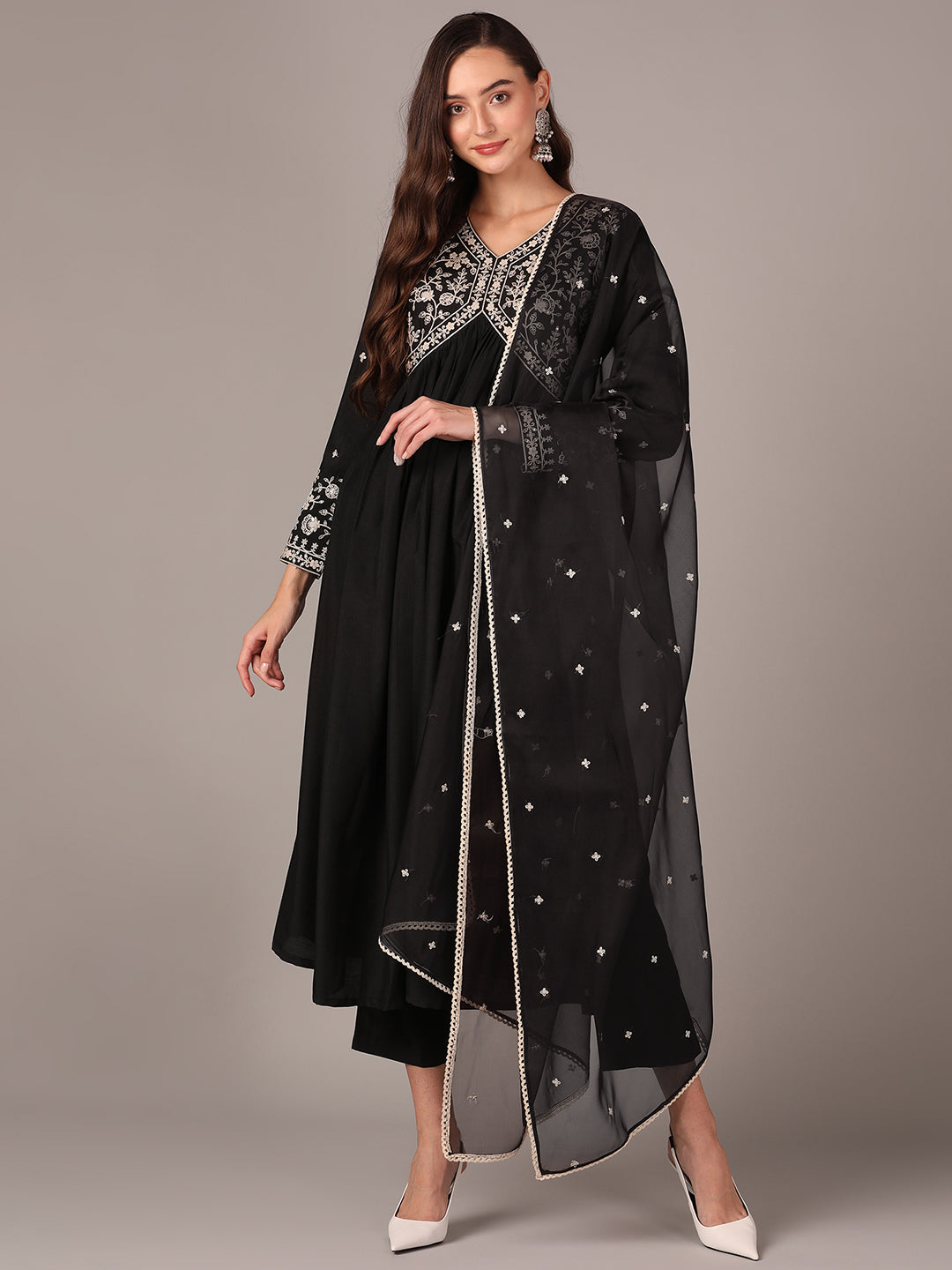 Women's Black Silk Blend Solid Thread Work Anarkali Kurta Pant With Dupatta - Ahika