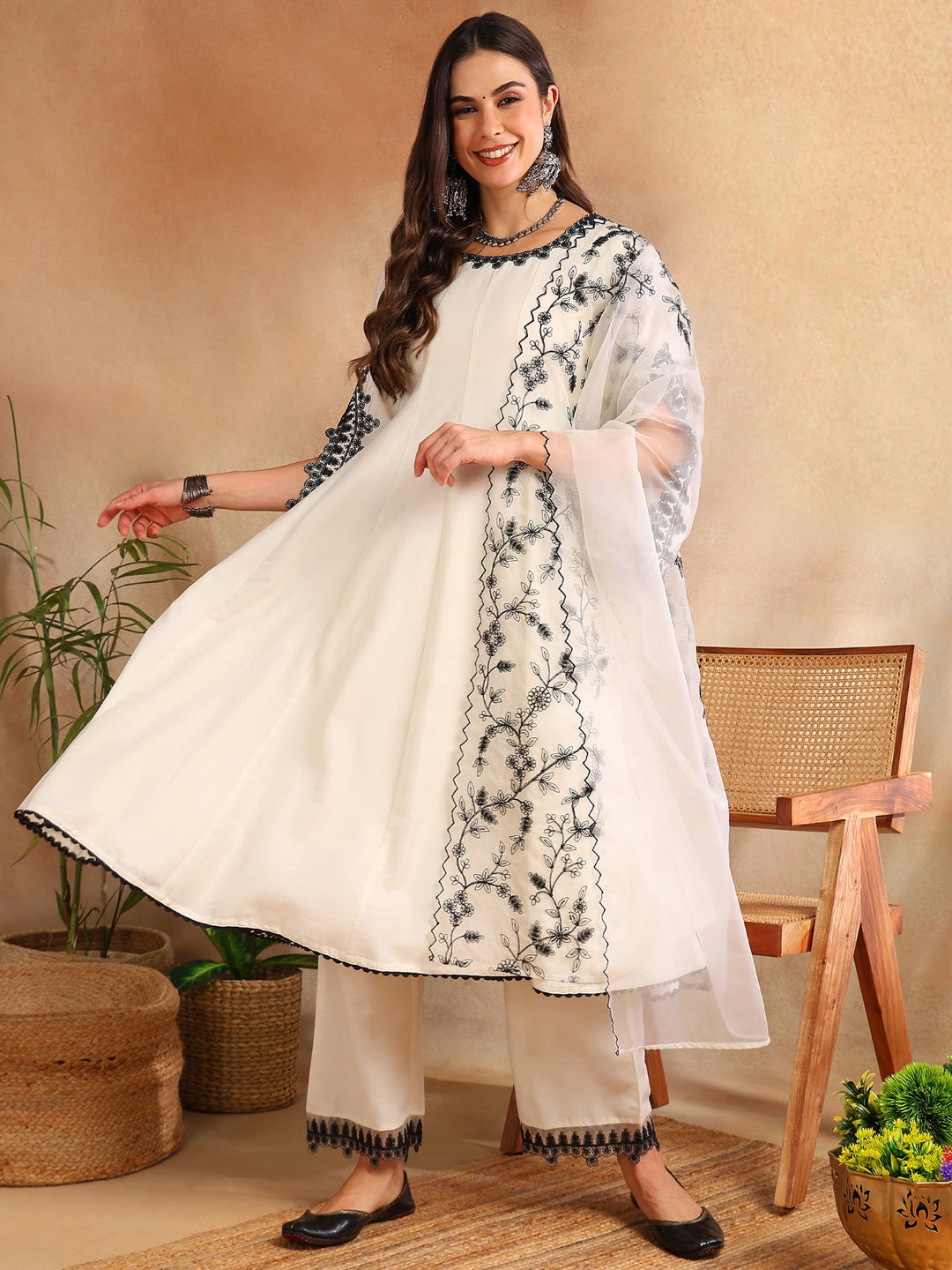 Women's White Silk Blend Solid Embroidered Anarkali Kurta Trouser With Dupatta - Ahika