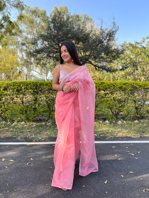 Women's Pink Plain Dyed Saree - VAMSEE