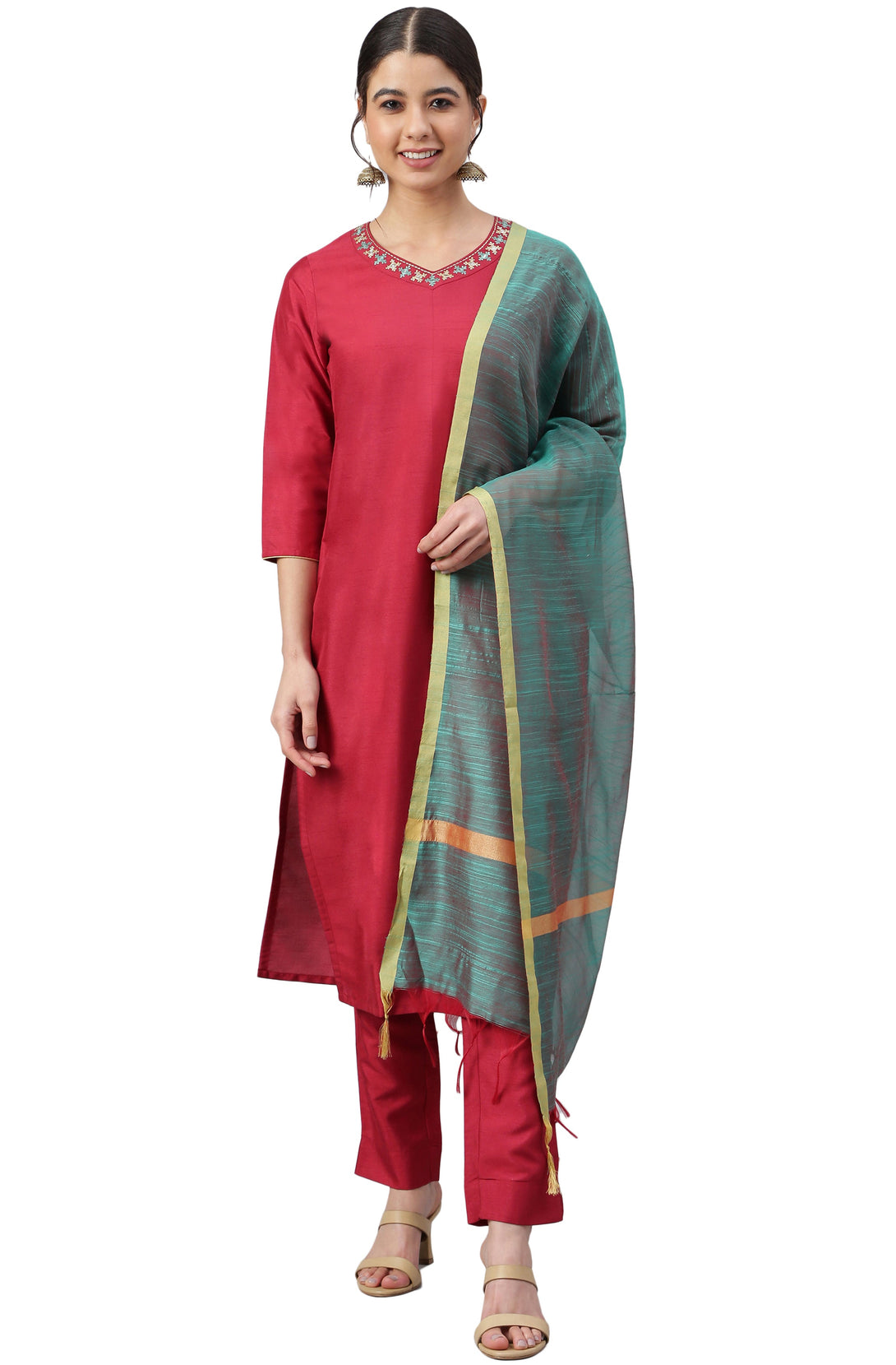 Women's Maroon Crepe Silk Solid Kurta With Pant And Dupatta - Manohara