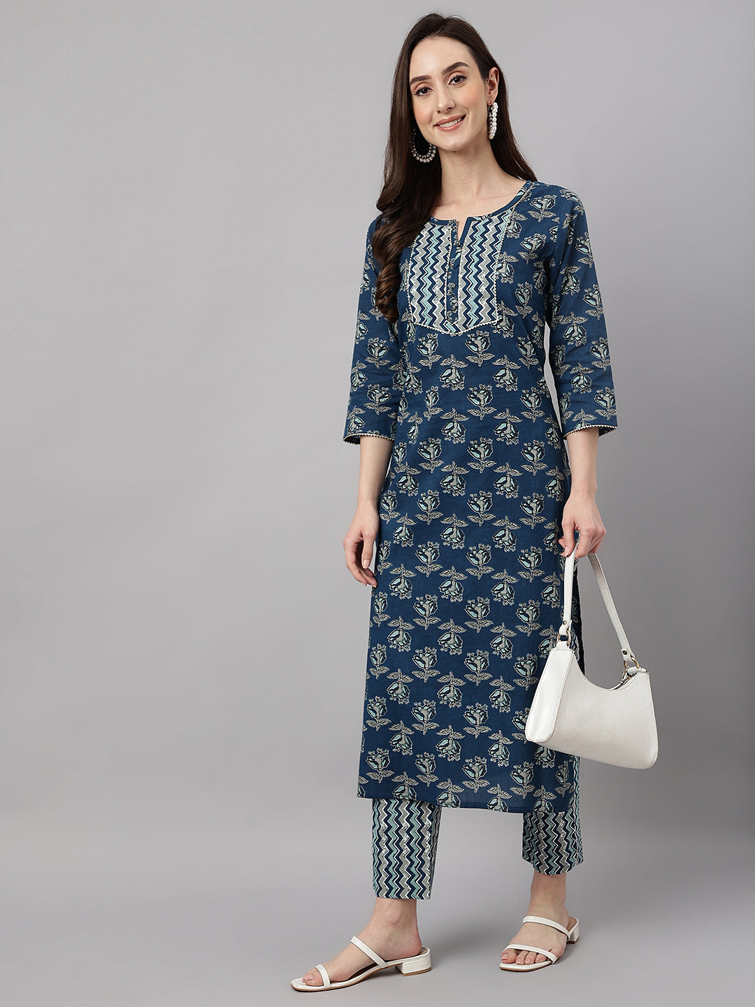 Women's Blue Floral Printed Cotton  Kurta Set - Janasya