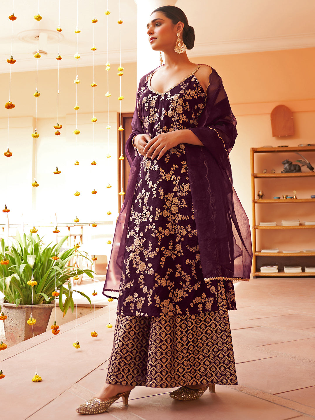 Women's Purple Brocade Woven Design Kurta Set - Janasya