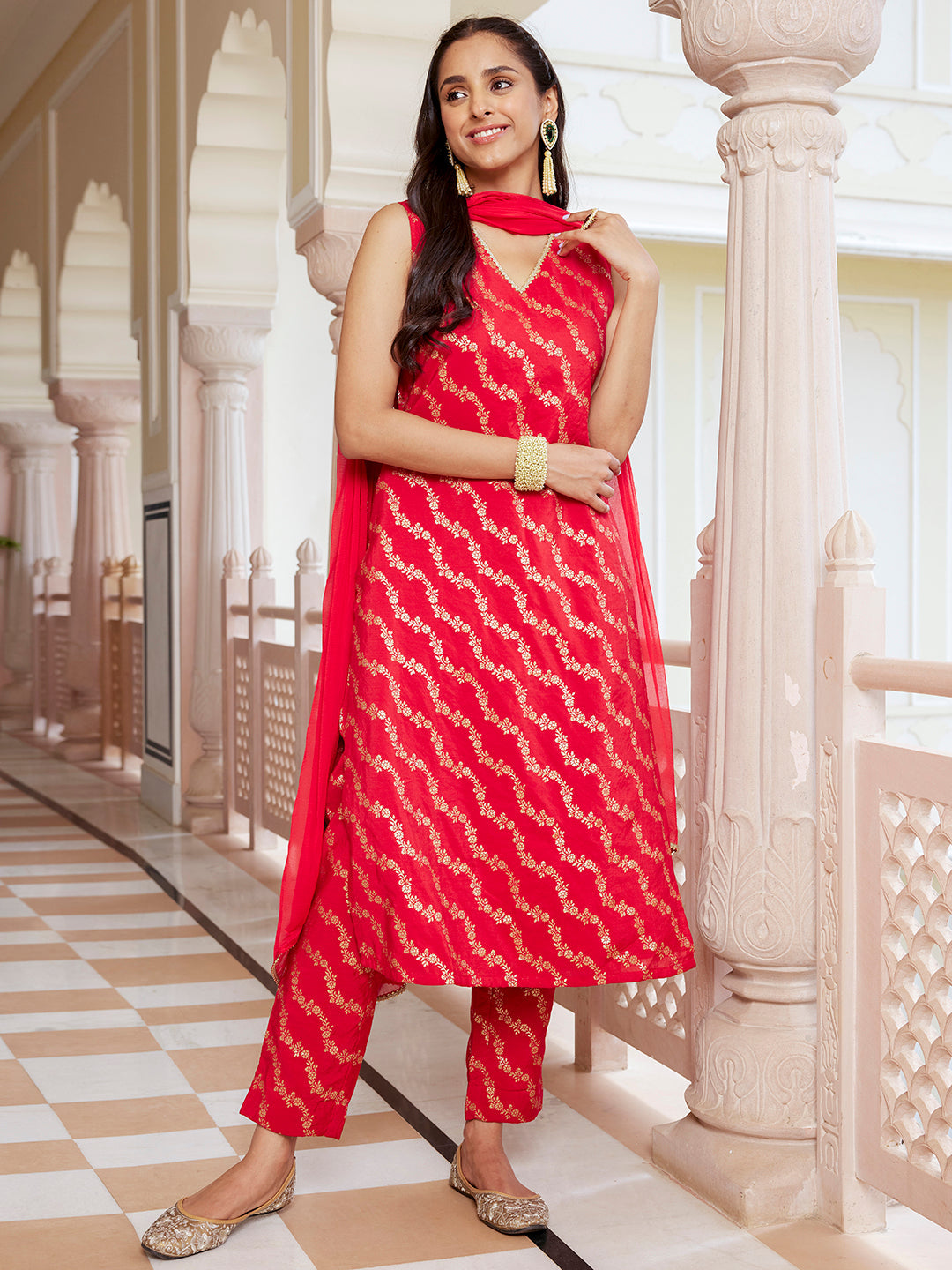 Women's Red Brocade Woven Design Kurta Set - Janasya