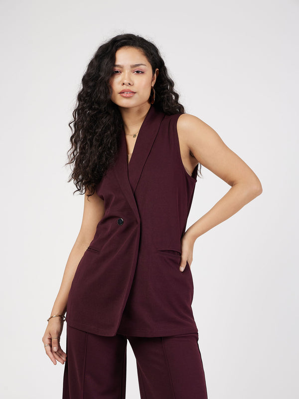 Women's Burgundy Double-Breast Sleeveless Longline Blazer - Lyush