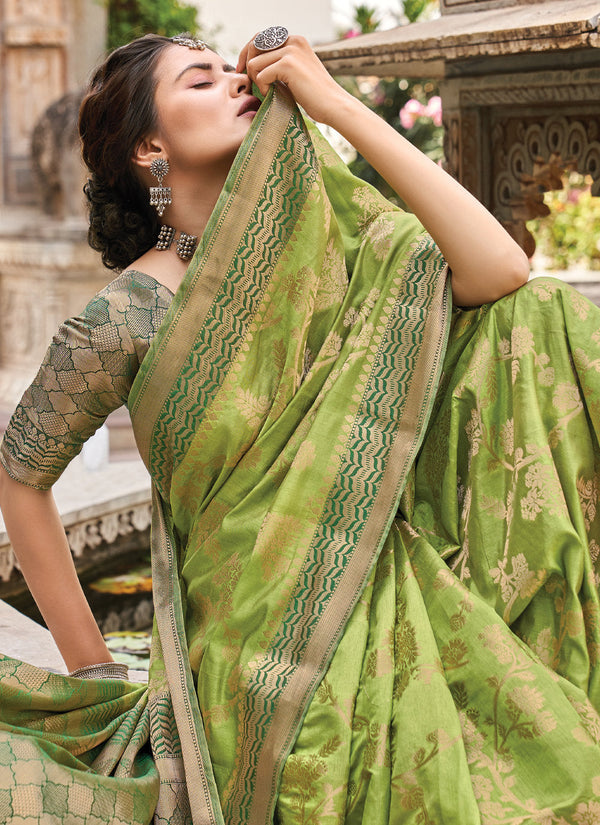 Women's Light Green Silk Woven Zari Work Traditional Tassle Saree - Sangam Prints