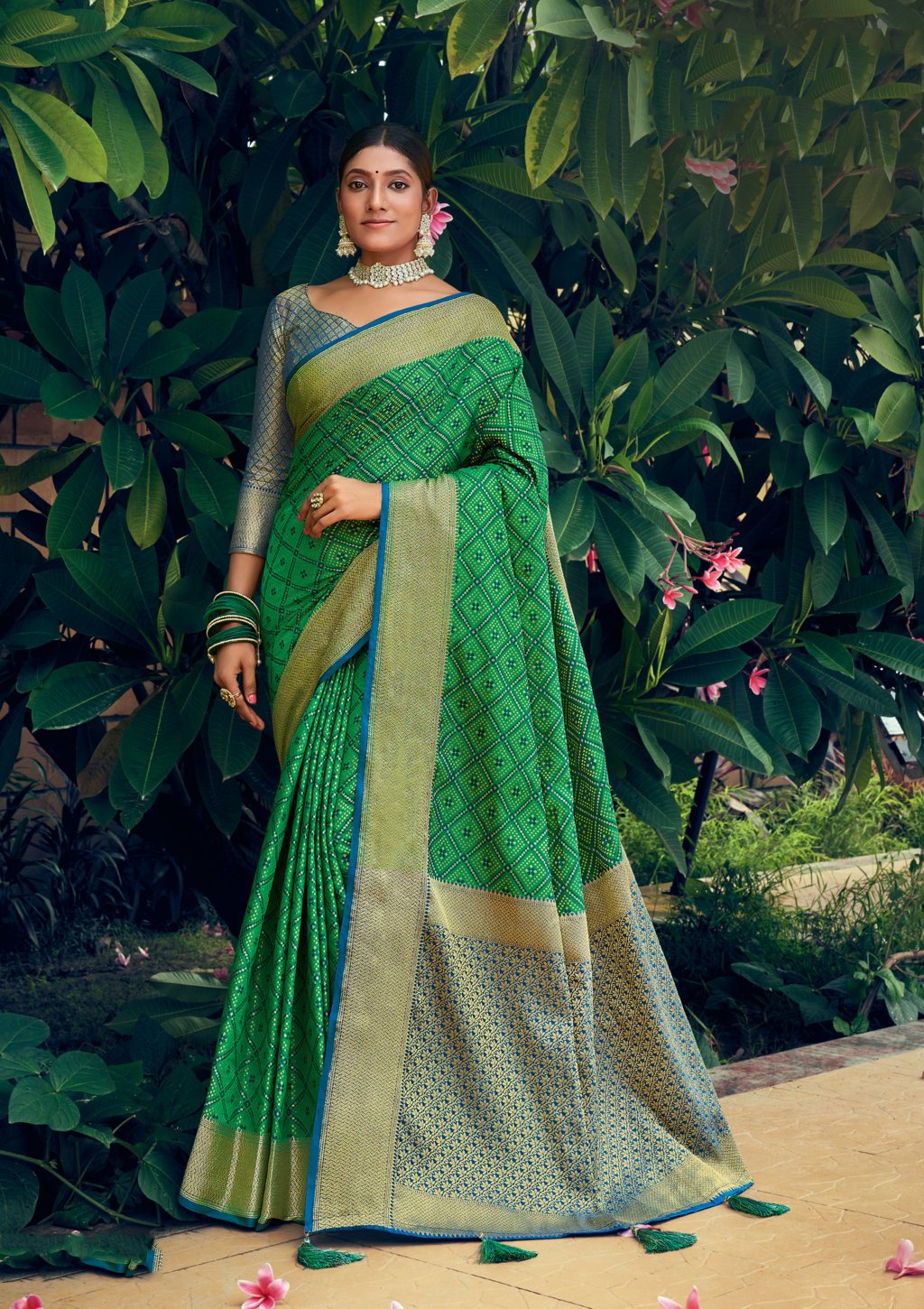 Women Patola Silk Woven Saree by Sangam Prints (2 Pc Set)